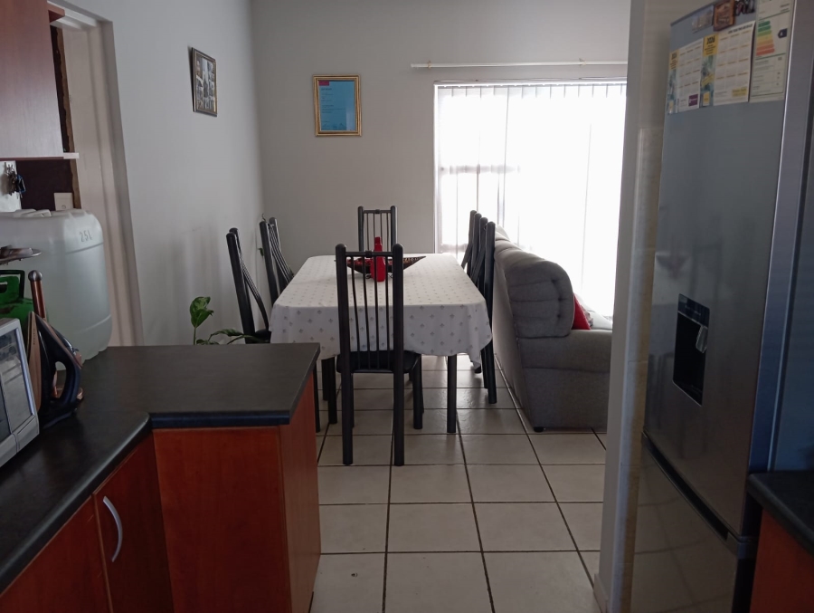 2 Bedroom Property for Sale in Kabega Park Eastern Cape